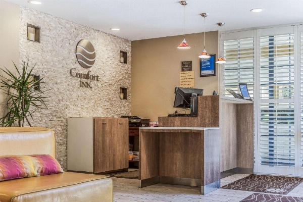 Comfort Inn Santa Cruz image 11